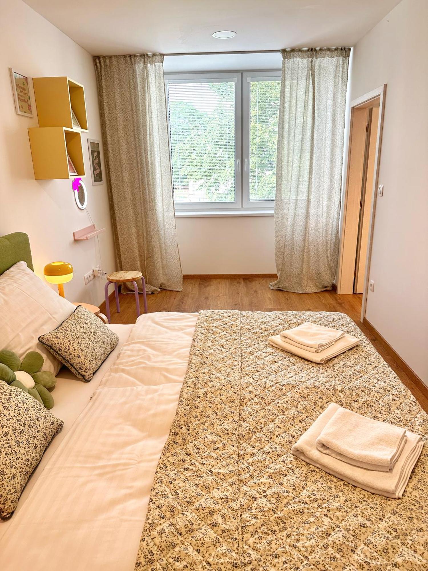 City Apartment I Trenčín Esterno foto